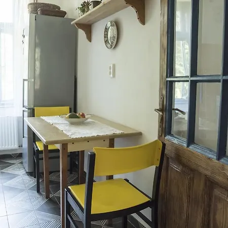 Liget Vendeghaz * Révfülöp